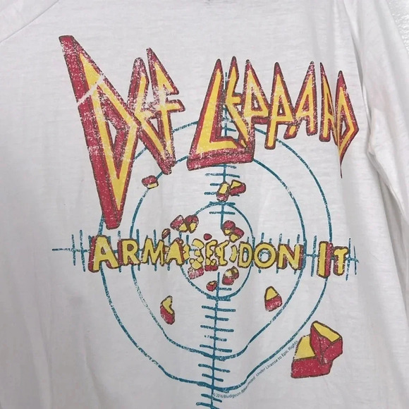 Chaser Women’s Small White Def Leppard Cold Shoulder Long Sleeve Top - Picture 4 of 7